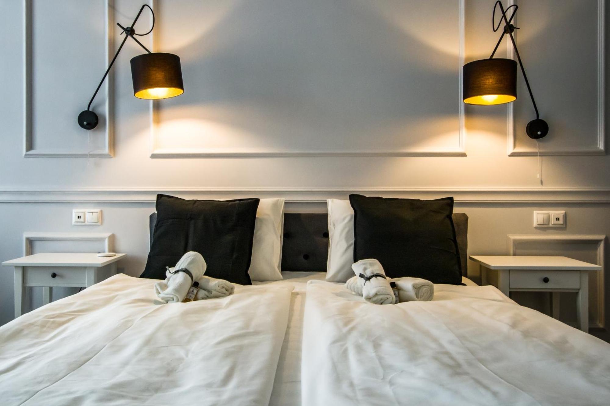 Wilson'S Oktogon Square Suite Apartment Budapest Esterno foto