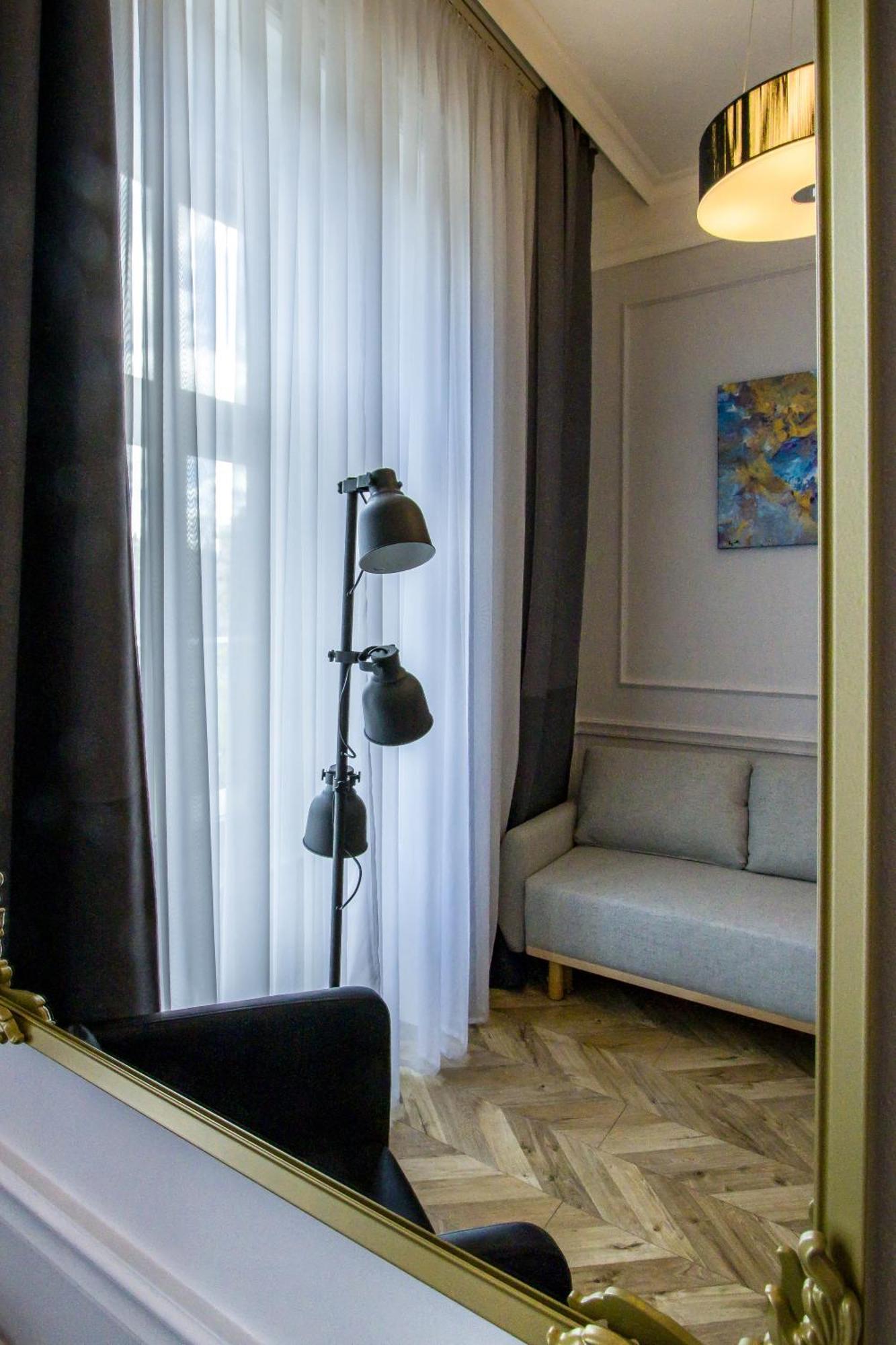 Wilson'S Oktogon Square Suite Apartment Budapest Esterno foto
