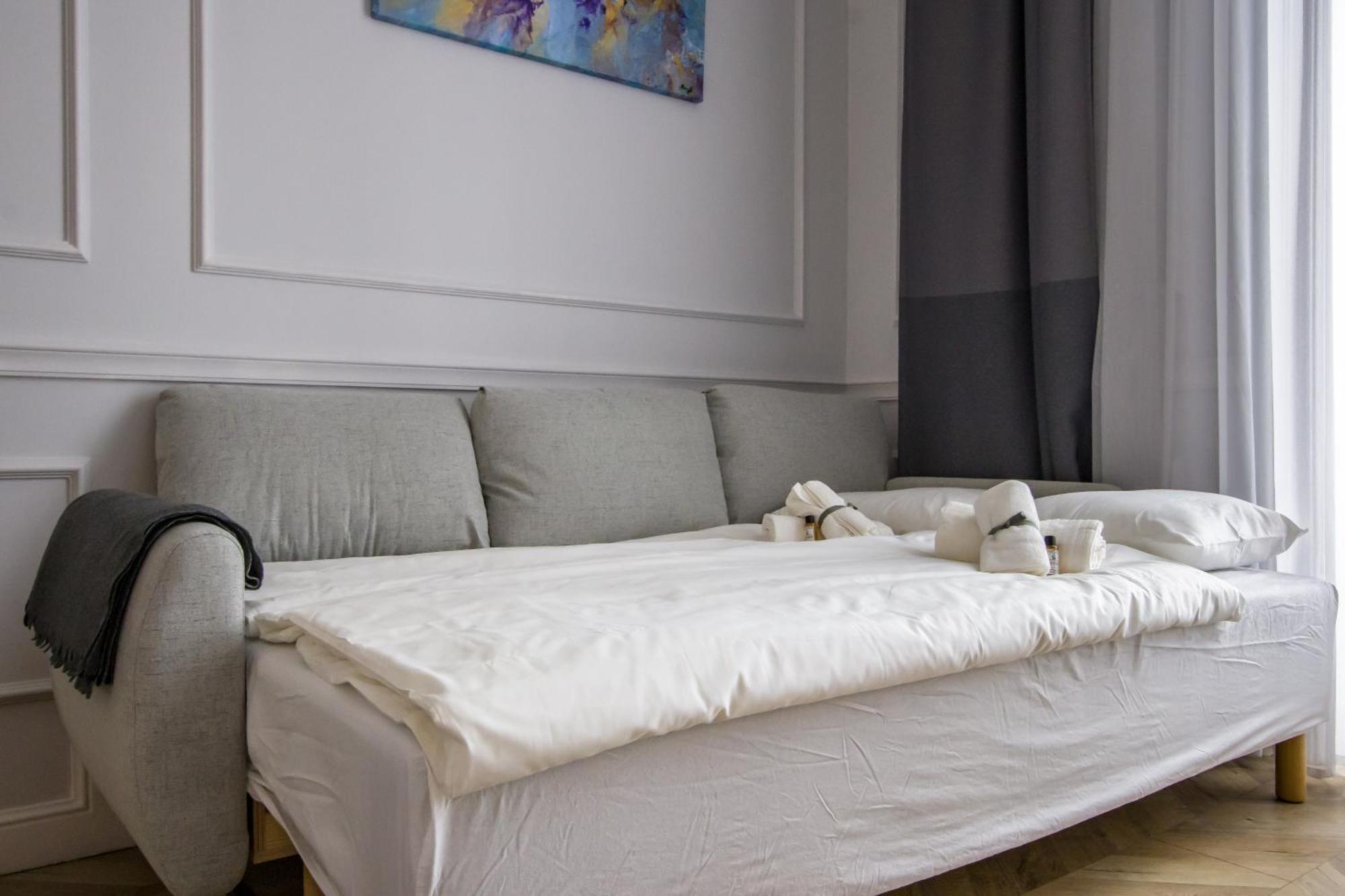 Wilson'S Oktogon Square Suite Apartment Budapest Esterno foto